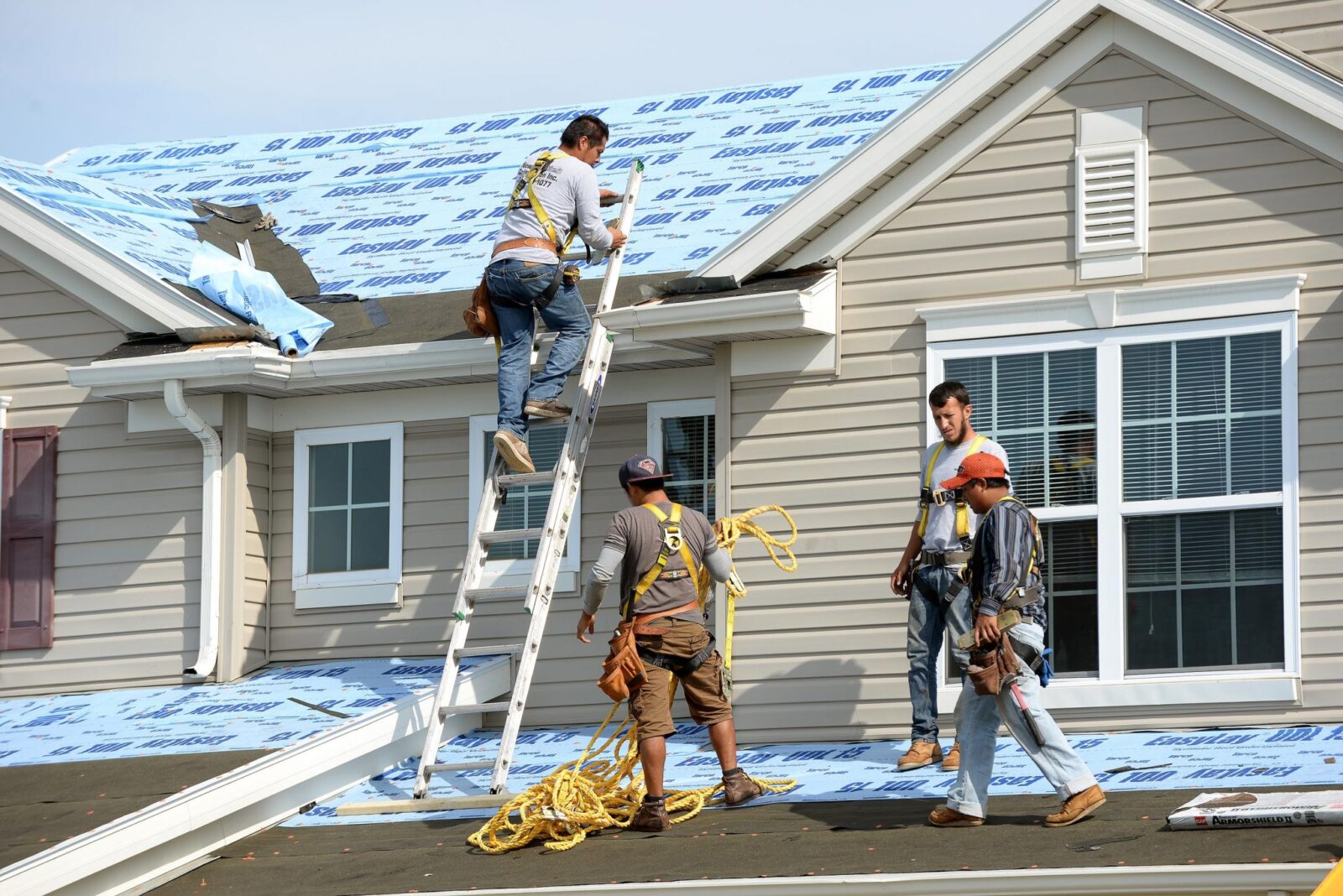 How Much Does It Cost to Install a New Roof?